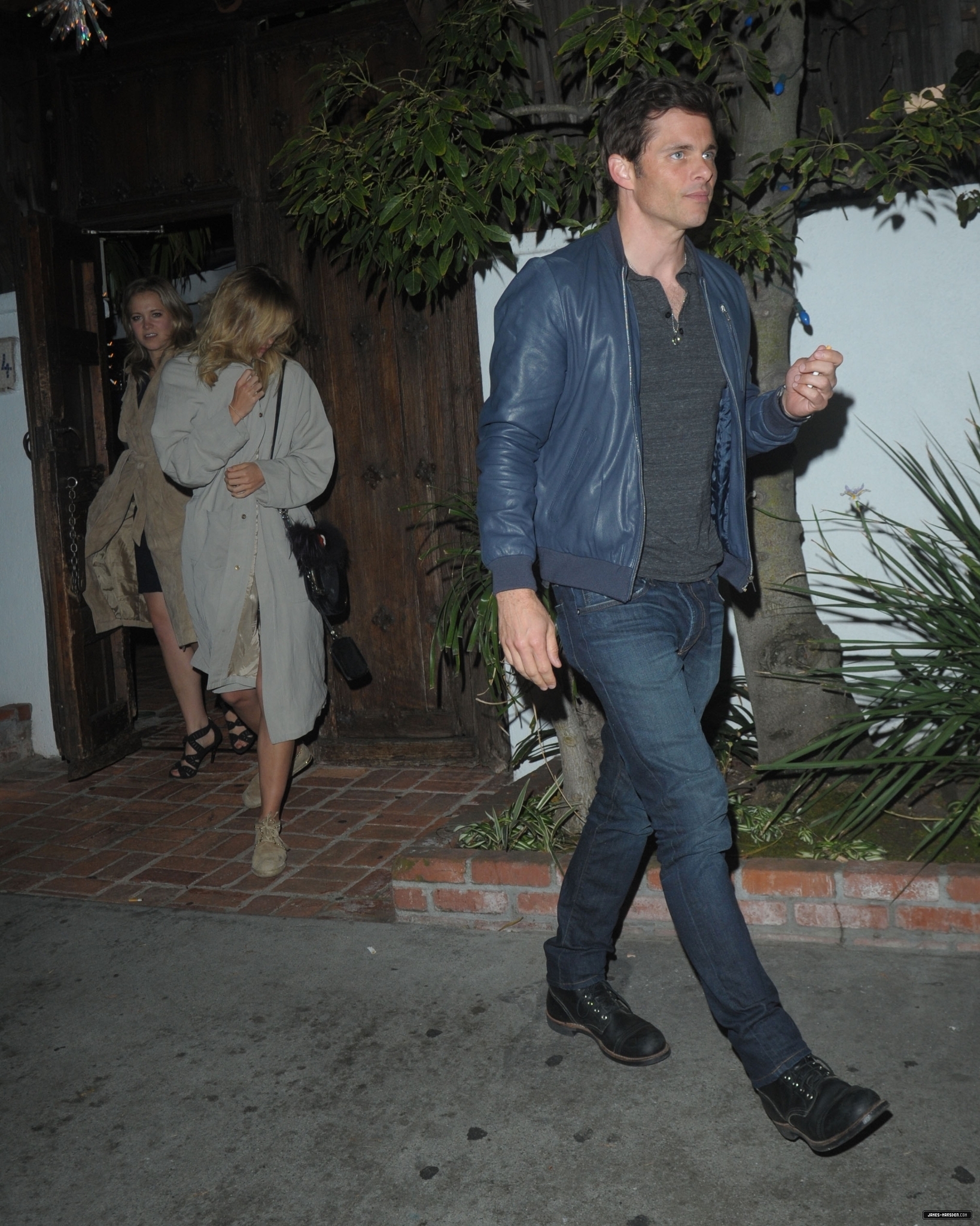0557.jpg