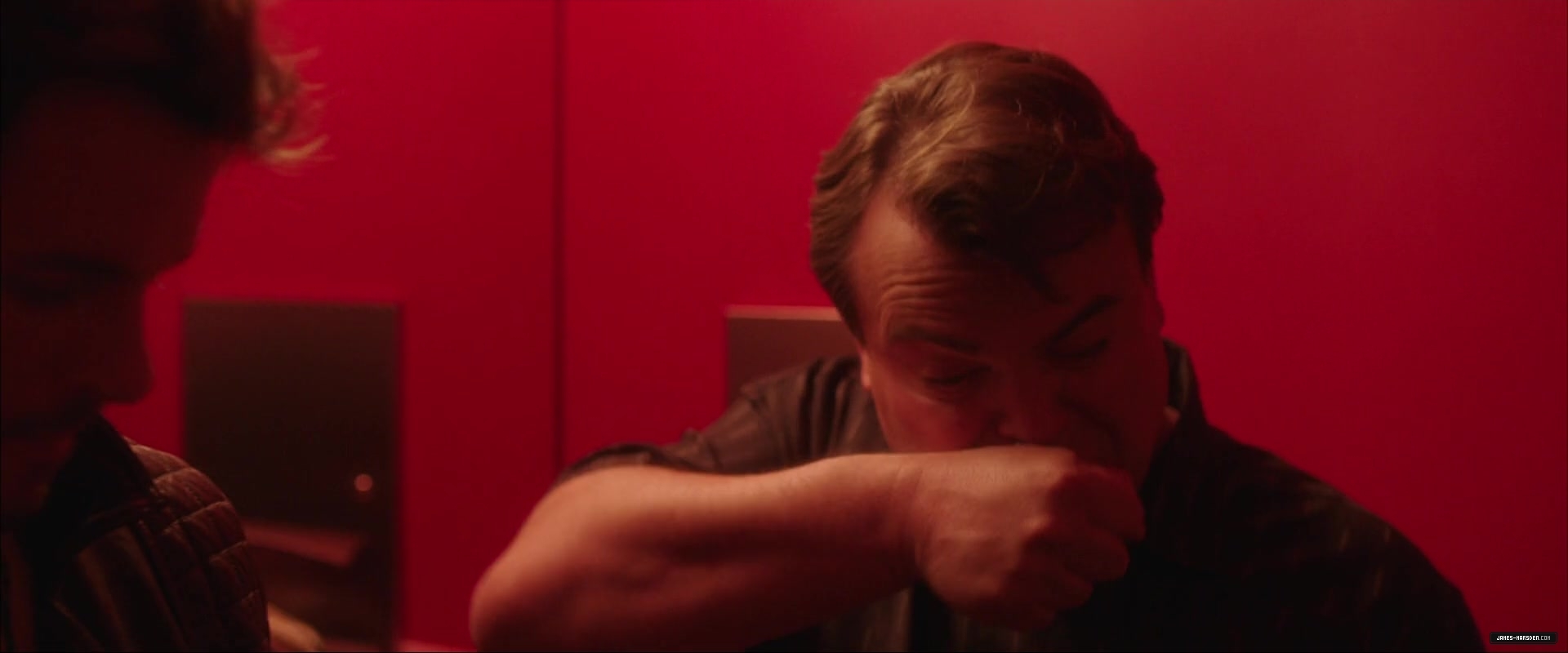 2402.jpg