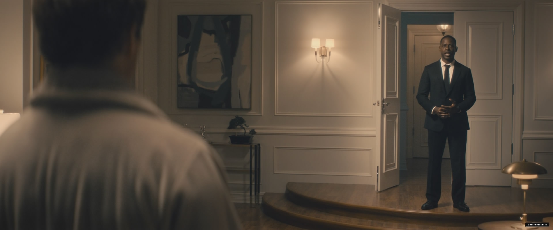 047.jpg